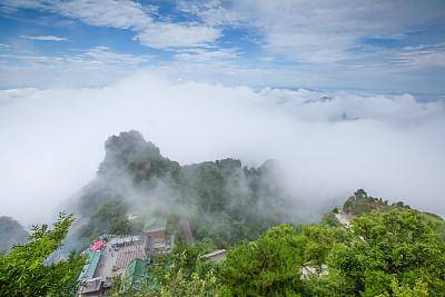 赣州十大春季旅游景点（赣州适合春季旅游的地方有哪些）-1