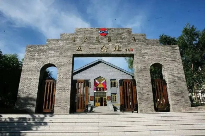 中国县城概况：乌兰浩特——美丽红城，内蒙古自治区诞生地！-1