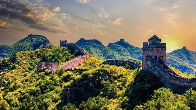 世界上备受推崇的十大旅游景点（世界上最好玩的旅游的地方有哪些）-1