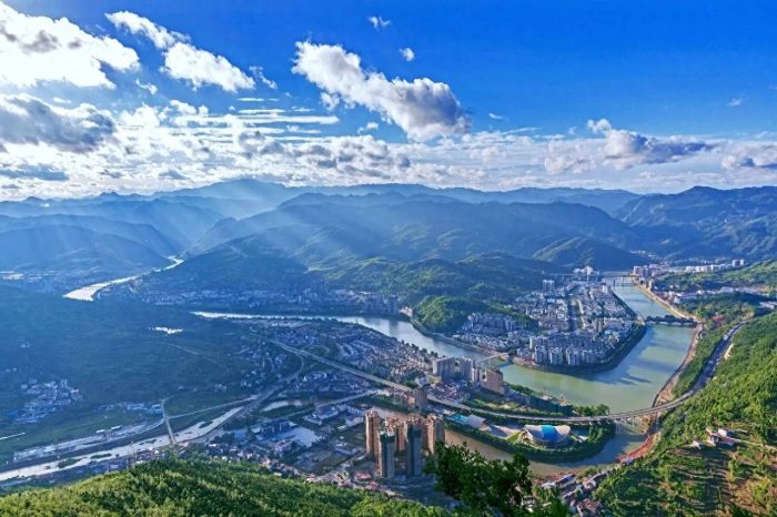 中国县城概况:剑阁——天险蜀道，雄关剑门！-1
