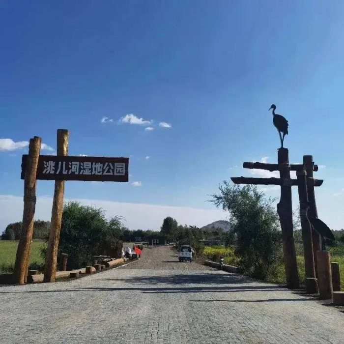 中国县城概况：乌兰浩特——美丽红城，内蒙古自治区诞生地！-1