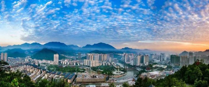 中国县城概况：都匀——高原桥城，山水都匀！-1