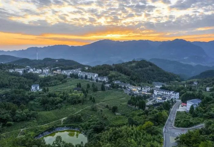 中国市辖区概况:涪陵——山水之城，两江福地，榨菜之都！-1