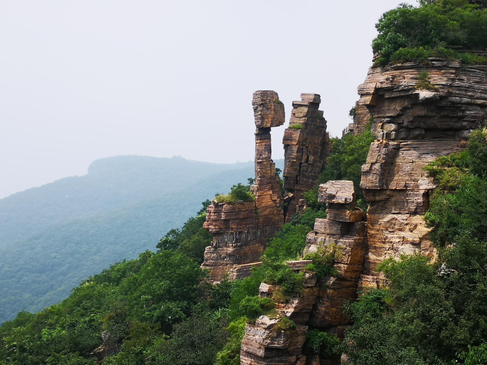 洛阳十大春季旅游景点（洛阳适合春季旅游的地方有哪些）-1