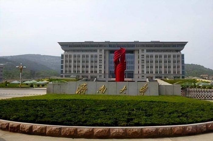 济南市2023年最好大学排名：山东大学第1，济南大学排第3名-1