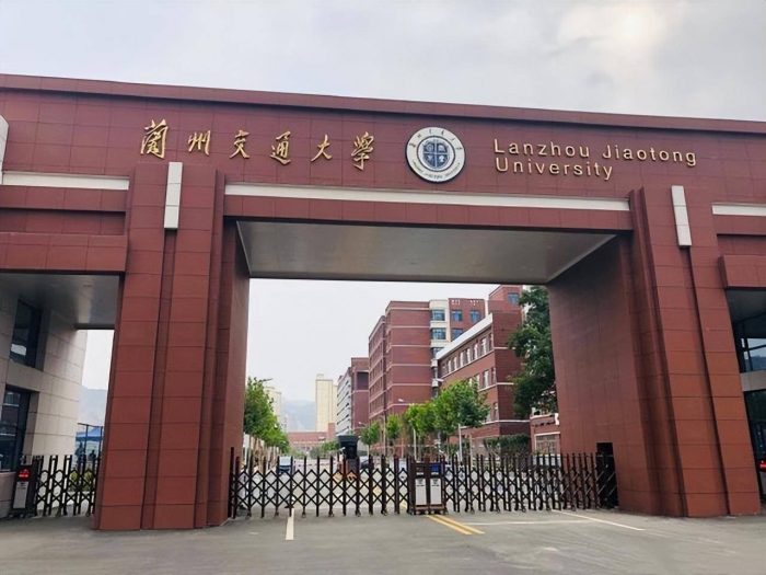 甘肃省2023年最好大学排名：兰州大学稳居第一，兰州理工大学第3-1