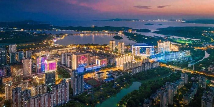 江苏财政收入2024年：2024年1-4月江苏各地财政，苏州稳居千亿级别，连云港增速优异-1