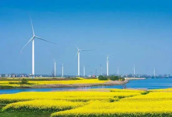 31省市2023年人均GDP排名：北京领先上海、福建领先浙江-1
