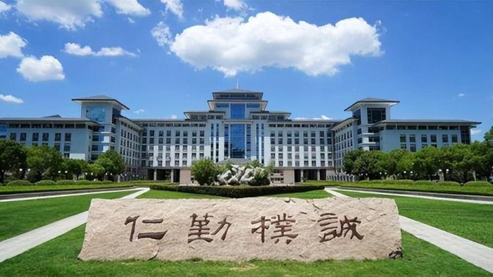 农林类大学2023年档次排名：42所高校分15档，南京农业大学第2档-1