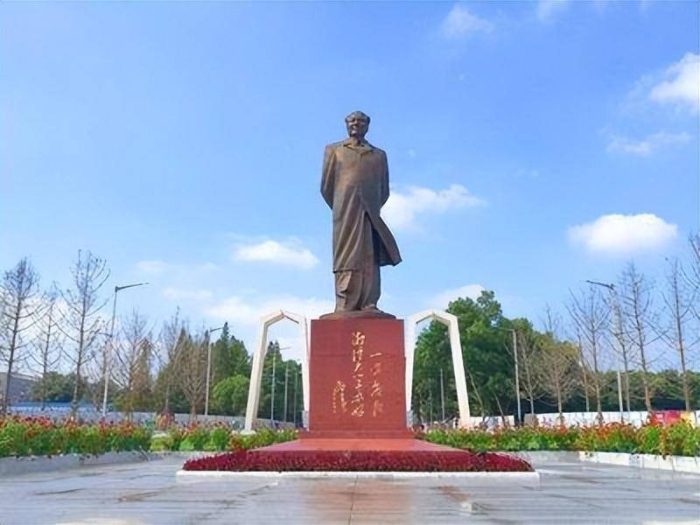 2023年湖南省最好大学排名：3所大学进全国100强，湘潭大学排第4-1