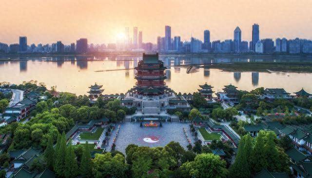 2024年1-6月江西各地财政收入，赣州重回第二，南昌增速出色-1