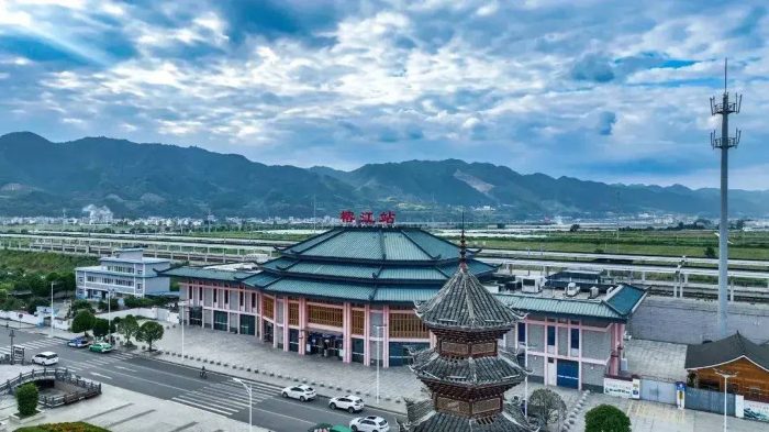 中国县城概况：榕江——乡村足球超级联赛圣地！-1