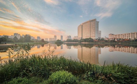 教师铁饭碗要打破，退出机制开始实行！但是建议推广到所有单位