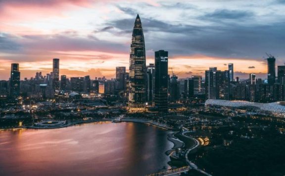 2022年全国GDP十强区出炉！南山区第一（突破八千亿大关）