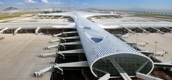 世界上面积最大的十座机场最新(世界面积第一大机场)