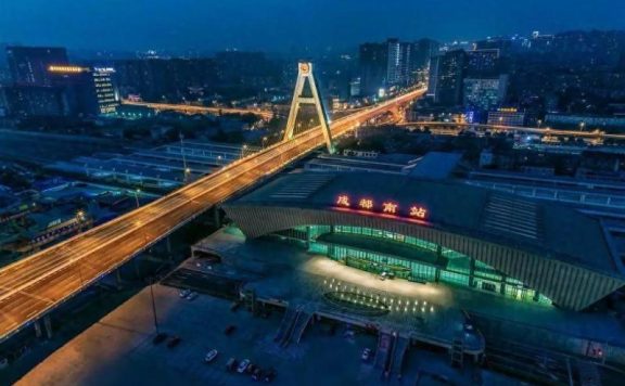 2023年省会城市财政收入表现，杭州总量领跑，成都增长出色