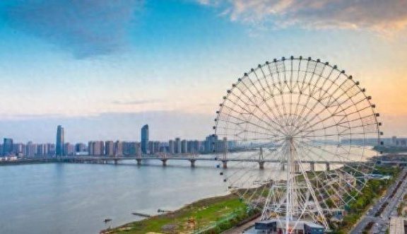 江西财政收入2024年:2024年1-4月江西各地财政收入表现,赣州稳居第二,鹰潭增速最佳