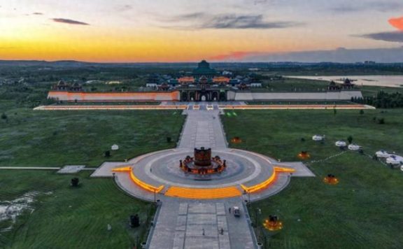 2024年1-6月鄂尔多斯各地GDP,东胜总量位居第二,鄂前旗增速第一